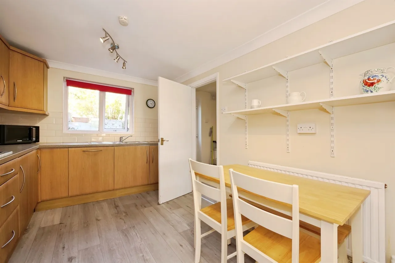Oak Street, Porth, CF39, photo 3
