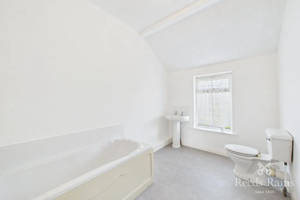 Langthwaite Lane, South Elmsall, West Yorkshire, WF9, photo 7