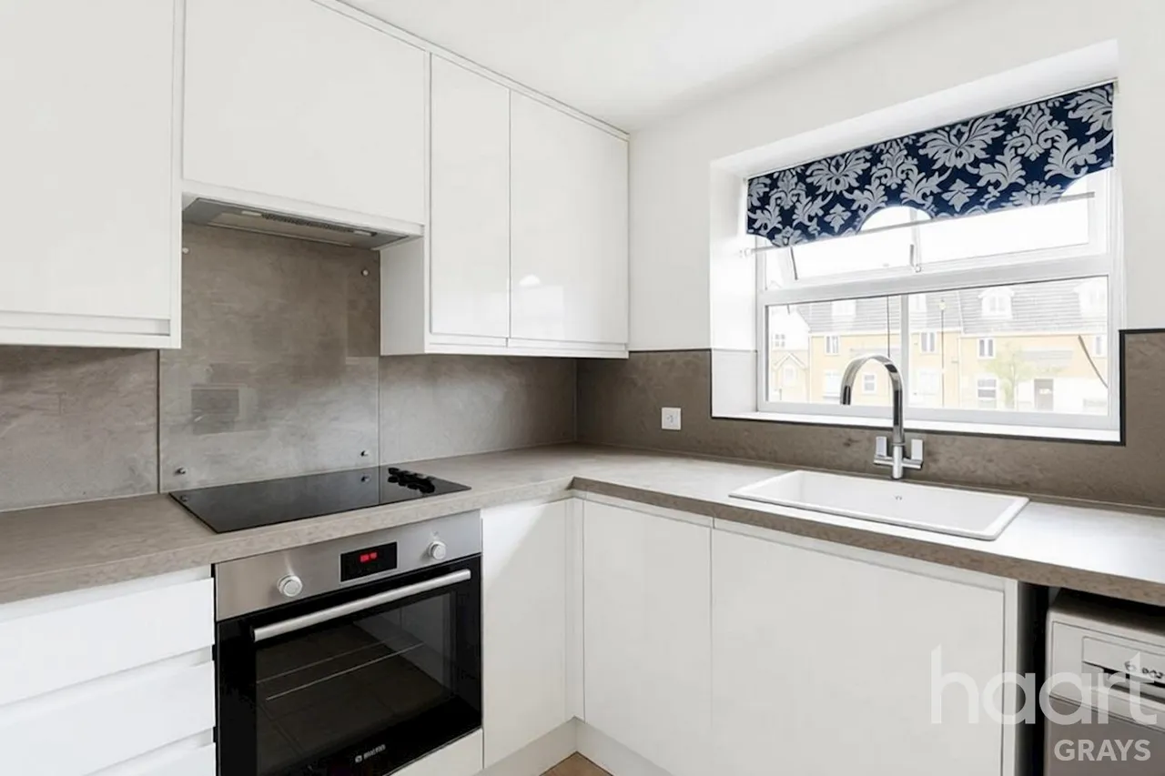 Merlin Close, Chafford Hundred, RM16, photo 3