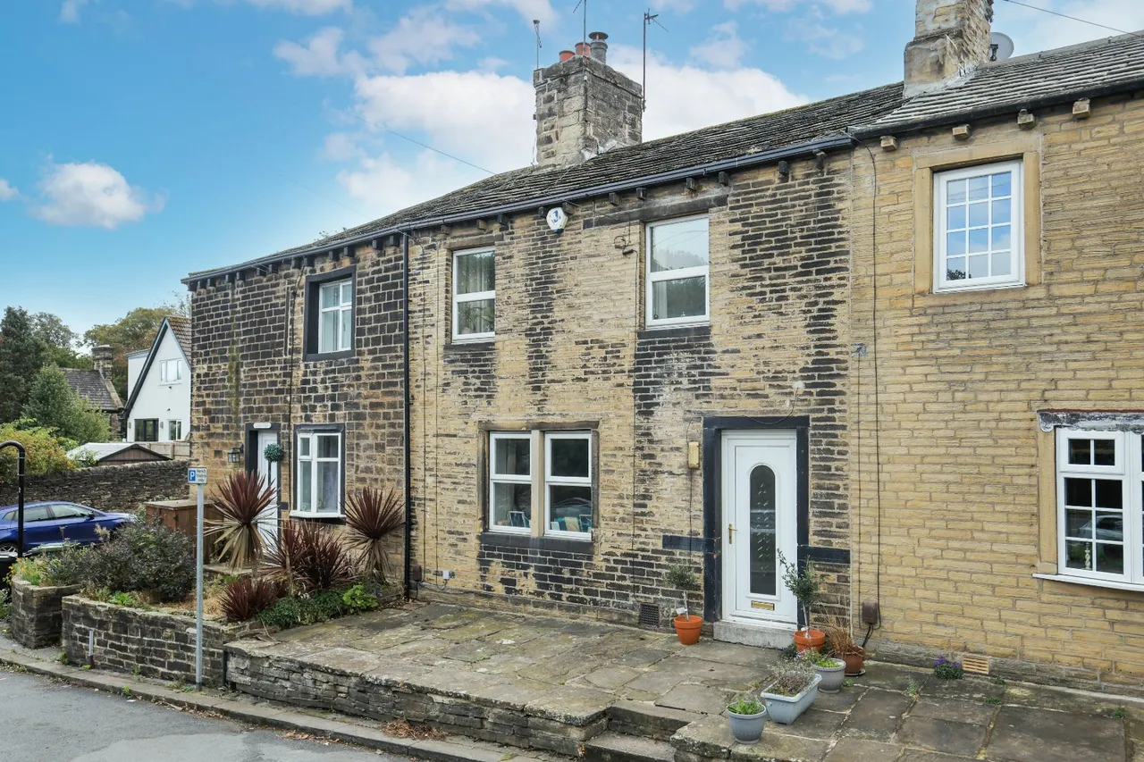 Carr Road, Calverley, LS28, photo 19