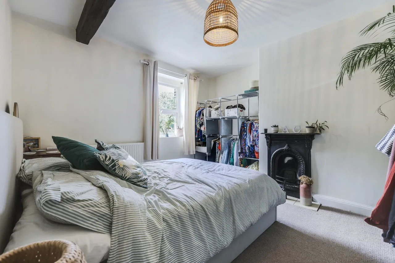 Carr Road, Calverley, LS28, photo 8