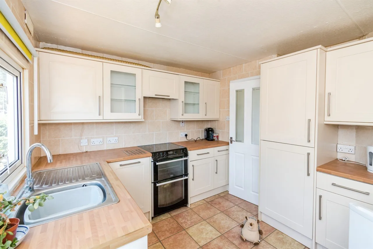 Glen Mobile Home Park, Colden Common, SO21, photo 13