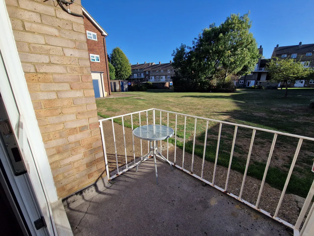 Hughenden Road, photo 6