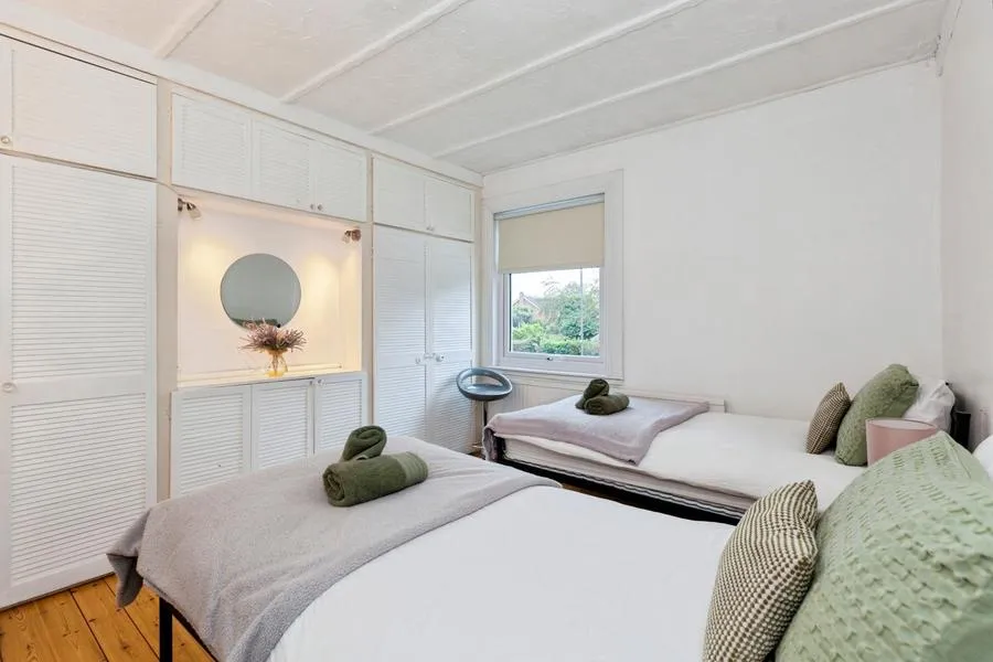 St. Leonards Road, Windsor, SL4, photo 12