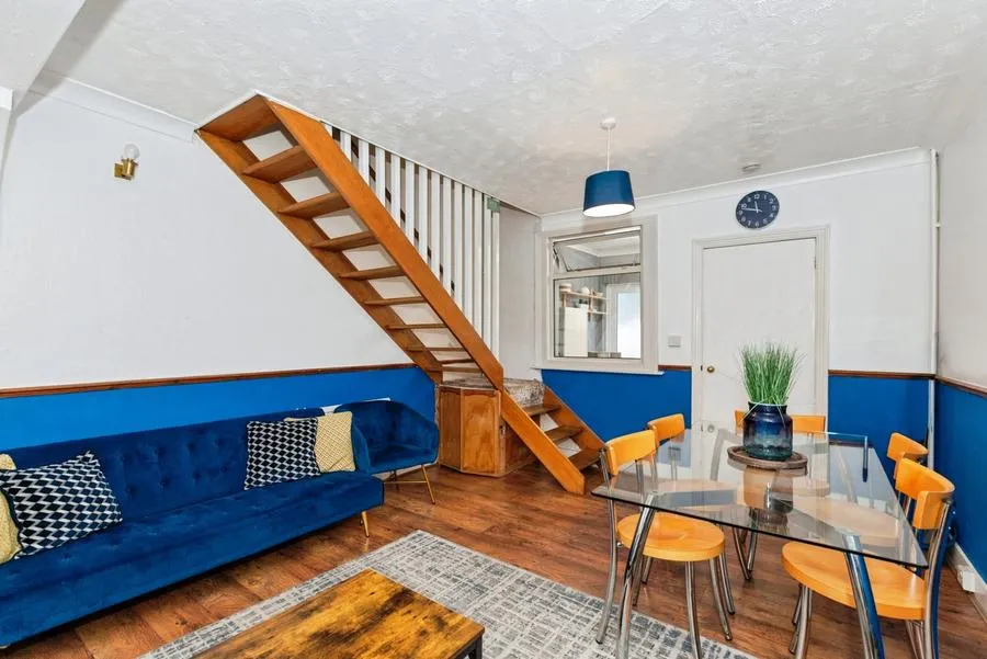 St. Leonards Road, Windsor, SL4, photo 6