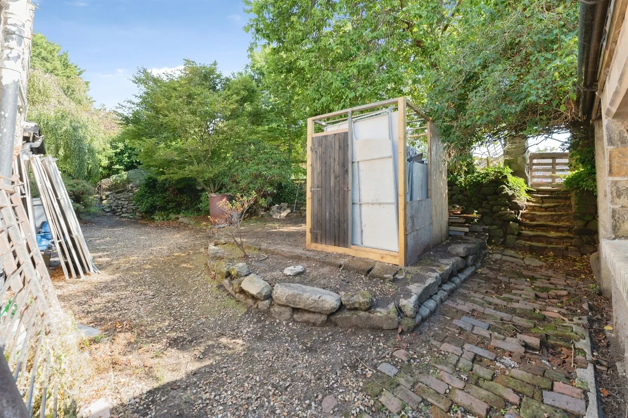 Bidston Village Road, Prenton, CH43, photo 37