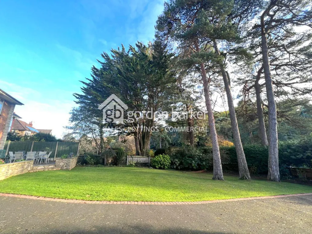 Queens Park Avenue, Bournemouth, BH8 9HA, photo 24