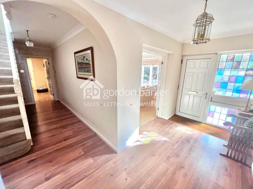 Queens Park Avenue, Bournemouth, BH8 9HA, photo 9