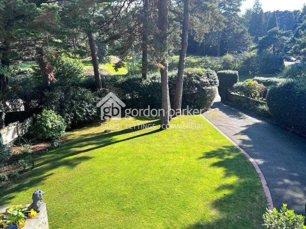 Queens Park Avenue, Bournemouth, BH8 9HA, photo 6
