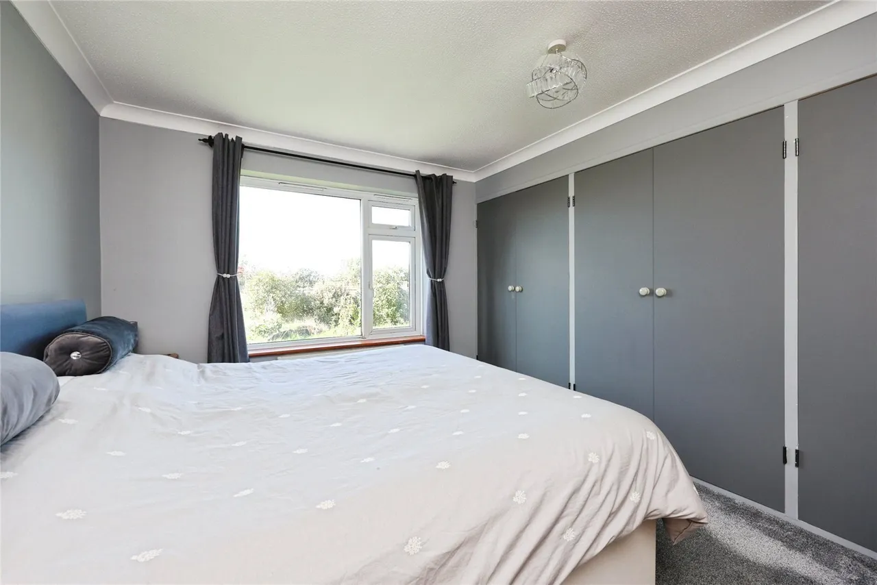 Fleet Way, Shalfleet, PO30, photo 11