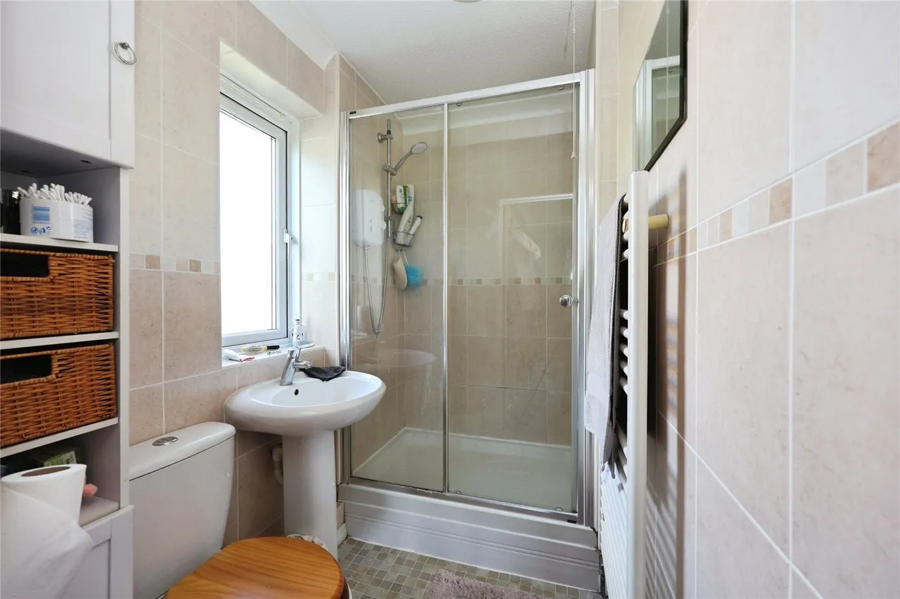 Fleet Way, Shalfleet, PO30, photo 13