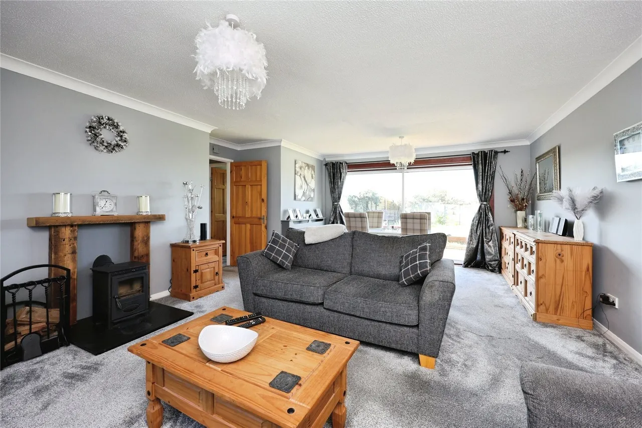 Fleet Way, Shalfleet, PO30, photo 6