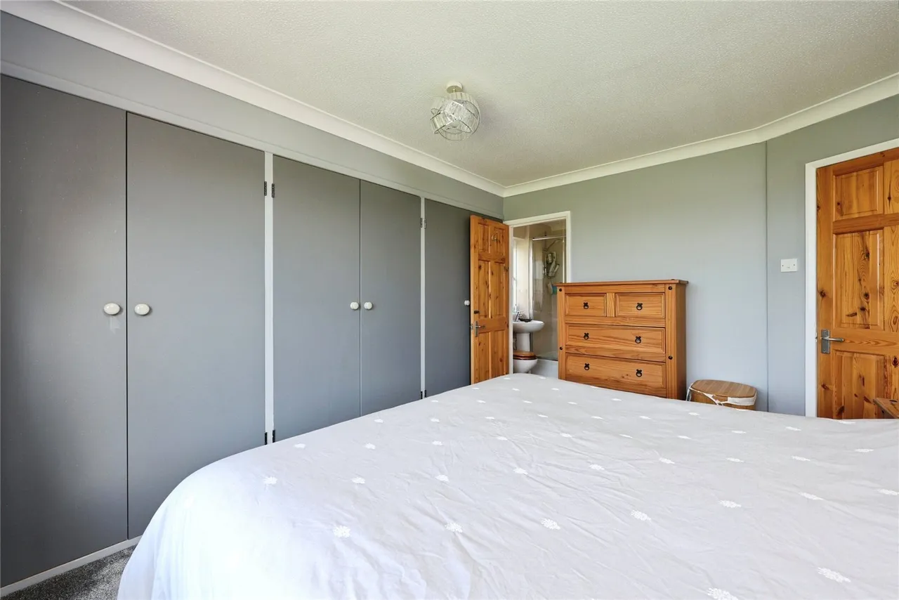 Fleet Way, Shalfleet, PO30, photo 10