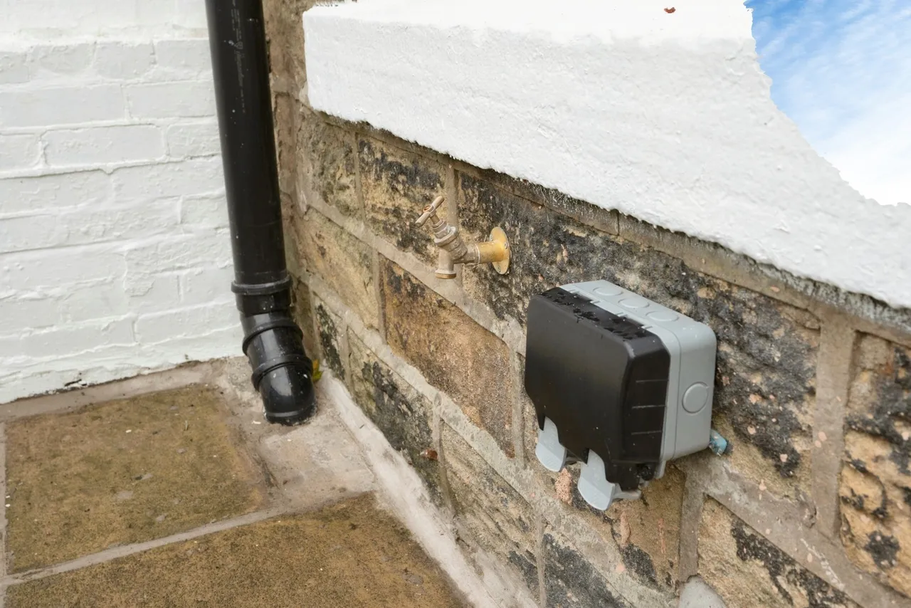 Essex Street, Colne, BB8, photo 16