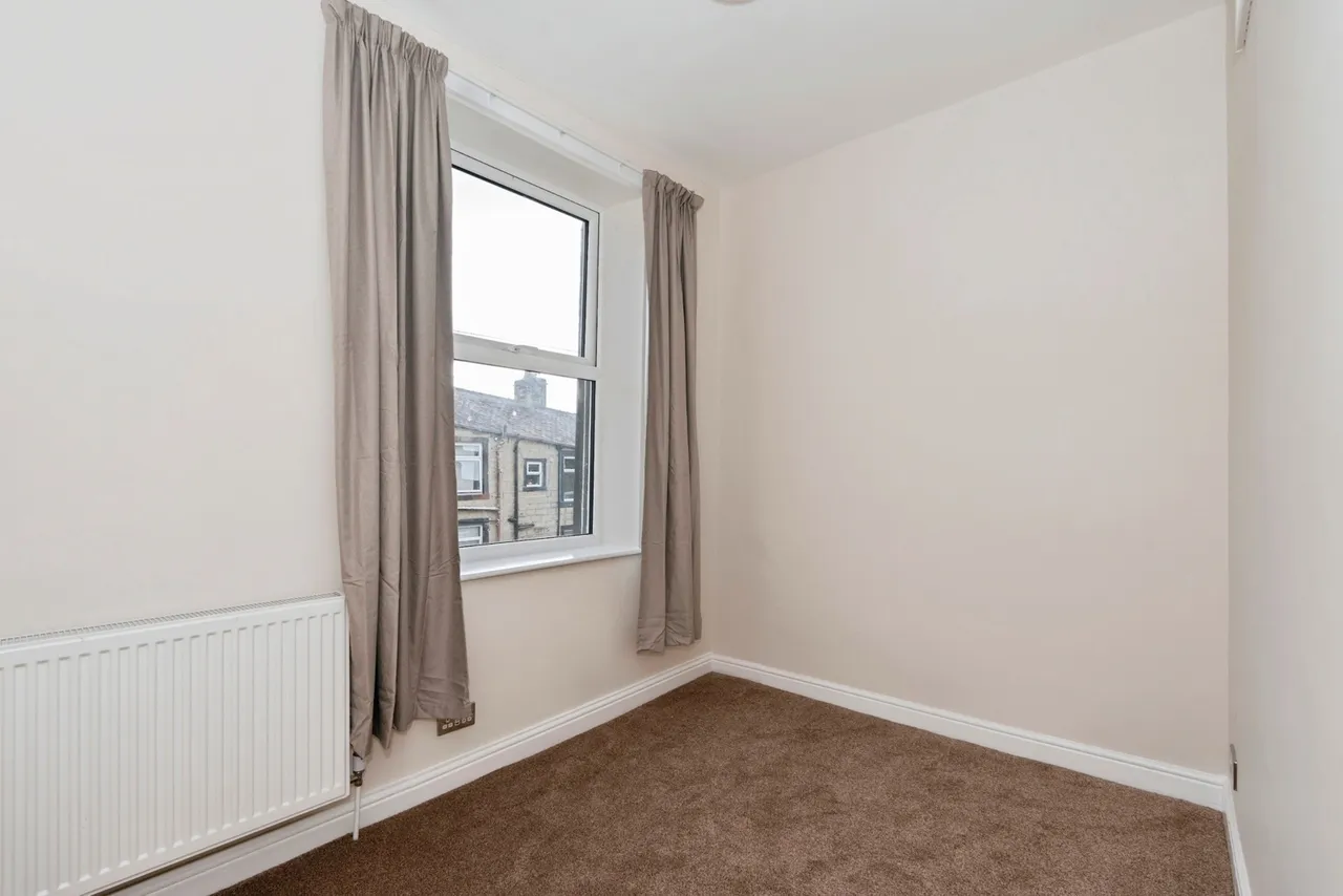 Essex Street, Colne, BB8, photo 7