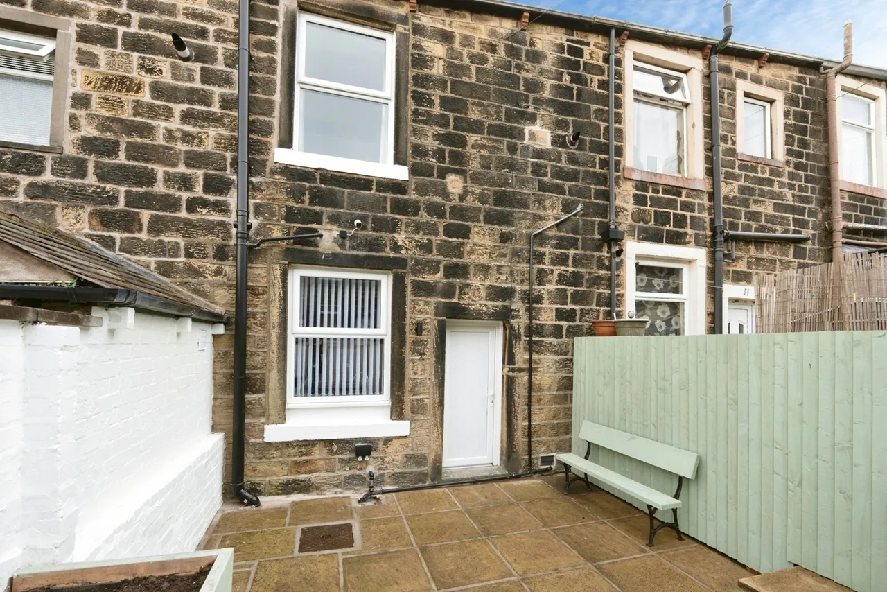 Essex Street, Colne, BB8, photo 5