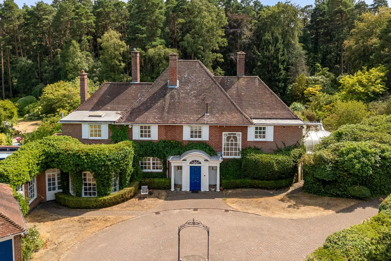 Hatton Hill, Windlesham, GU20, photo 3