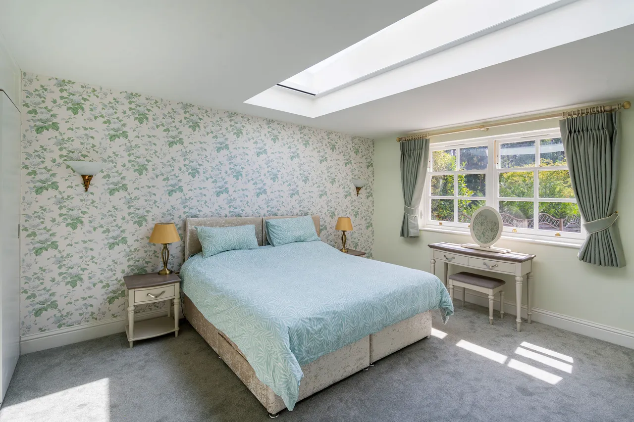 Hatton Hill, Windlesham, GU20, photo 15