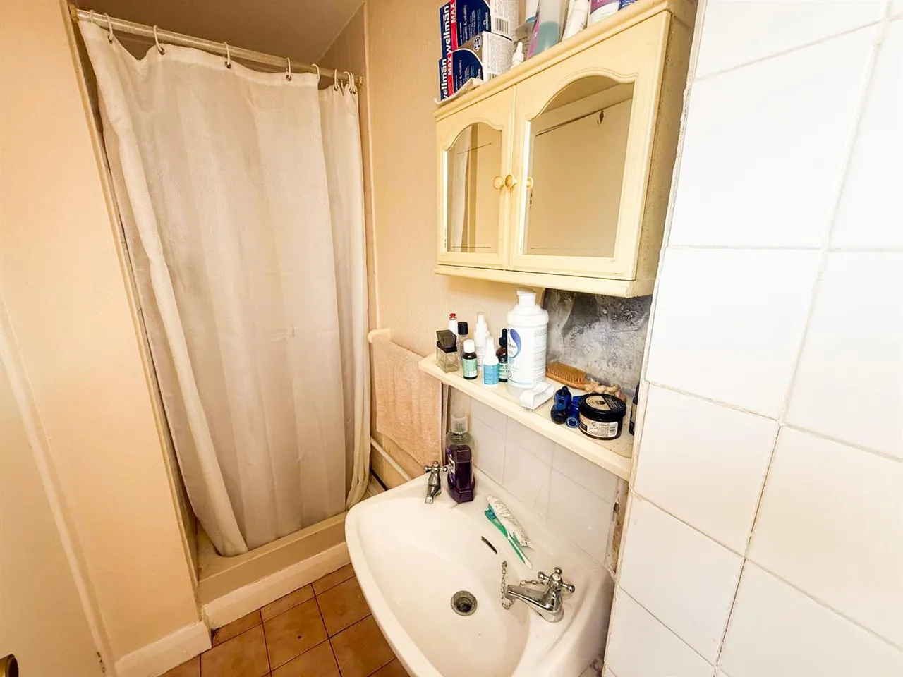 Main Street, Cross Hills, BD20 8TT, photo 19