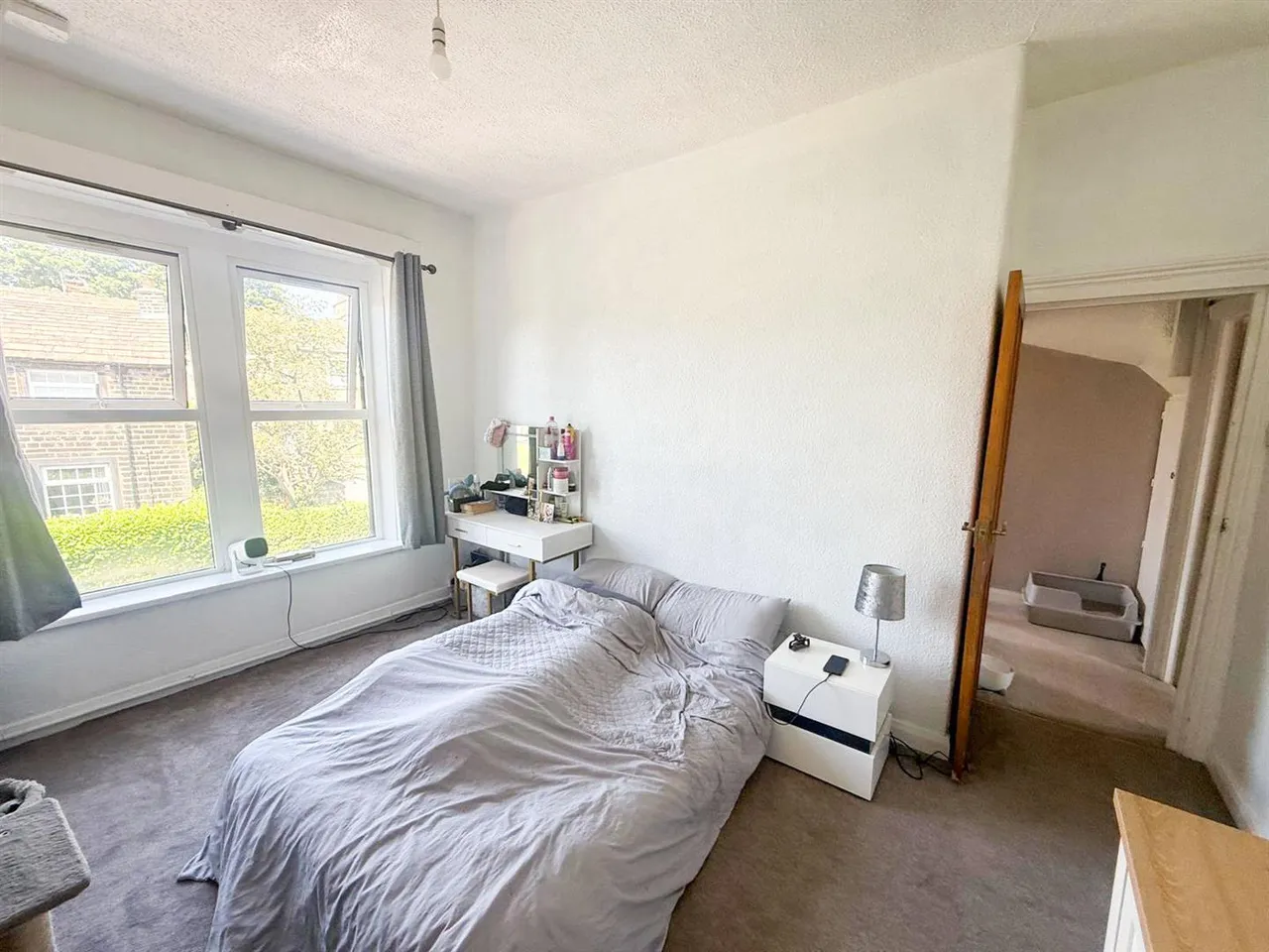 Main Street, Cross Hills, BD20 8TT, photo 7