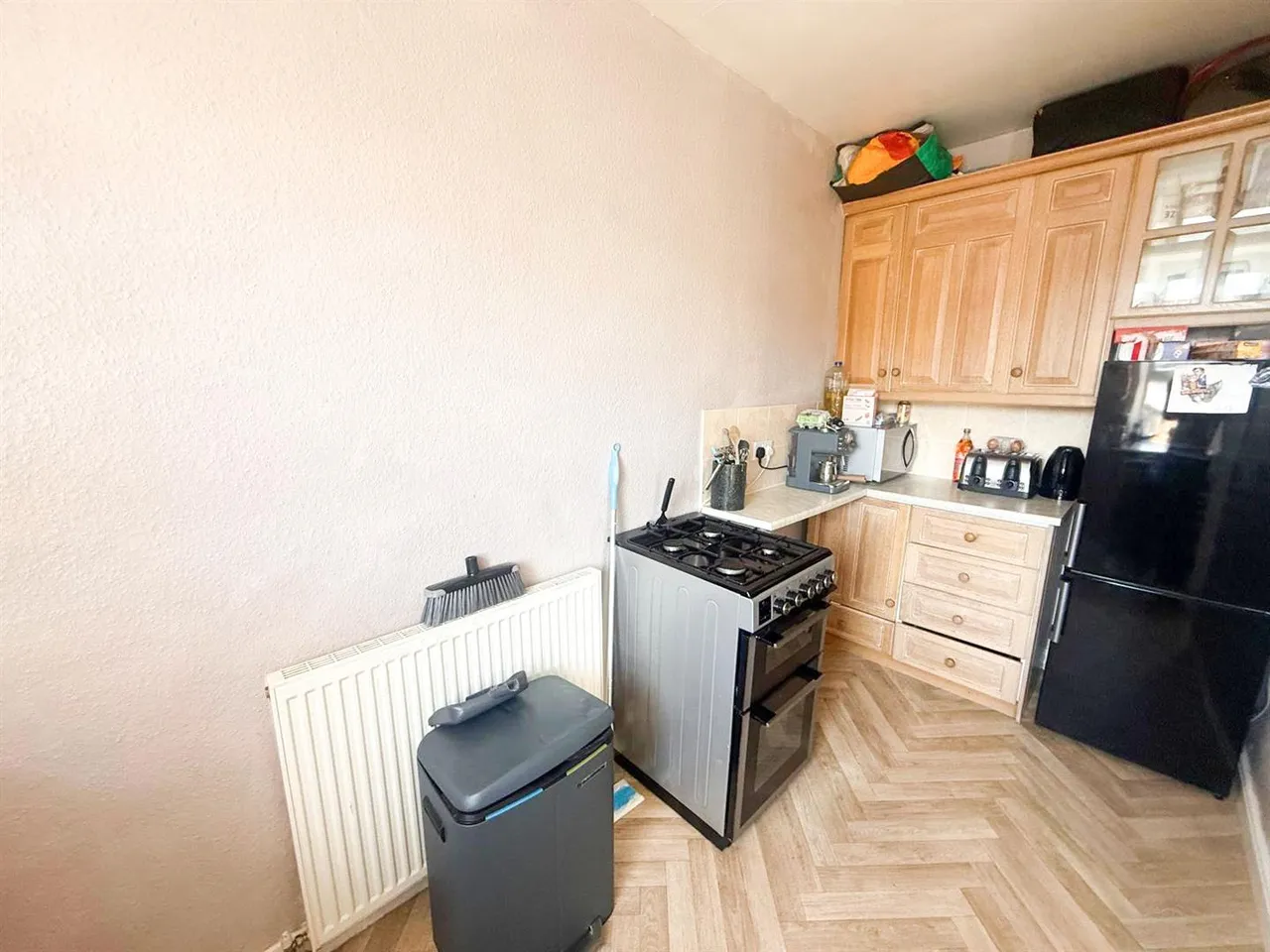 Main Street, Cross Hills, BD20 8TT, photo 5