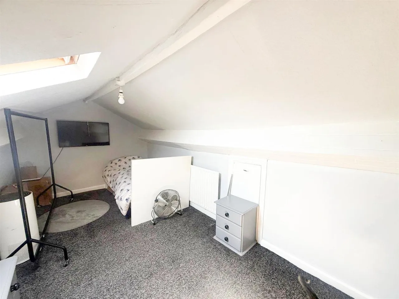 Main Street, Cross Hills, BD20 8TT, photo 10