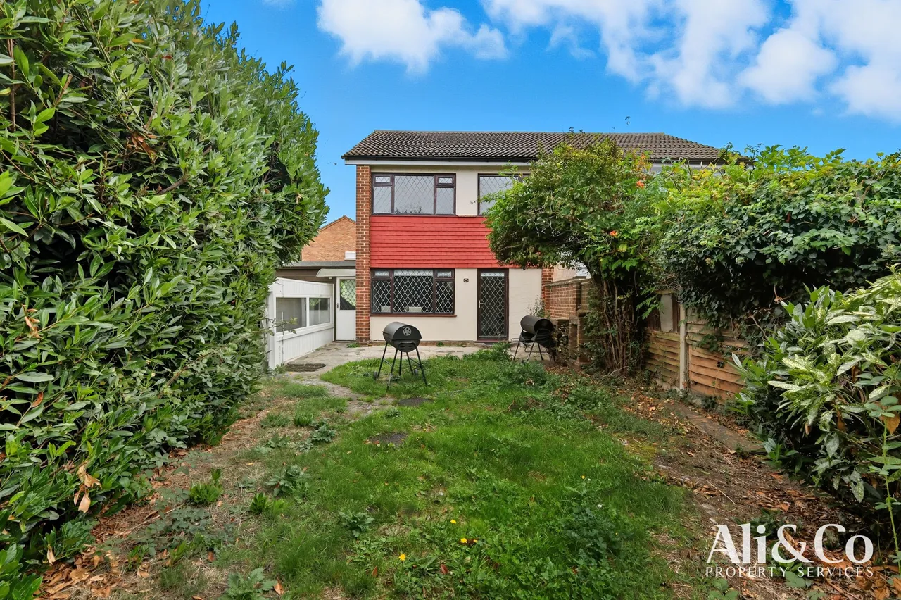 Waverley Gardens, Grays, Essex, RM16 2TJ, photo 20