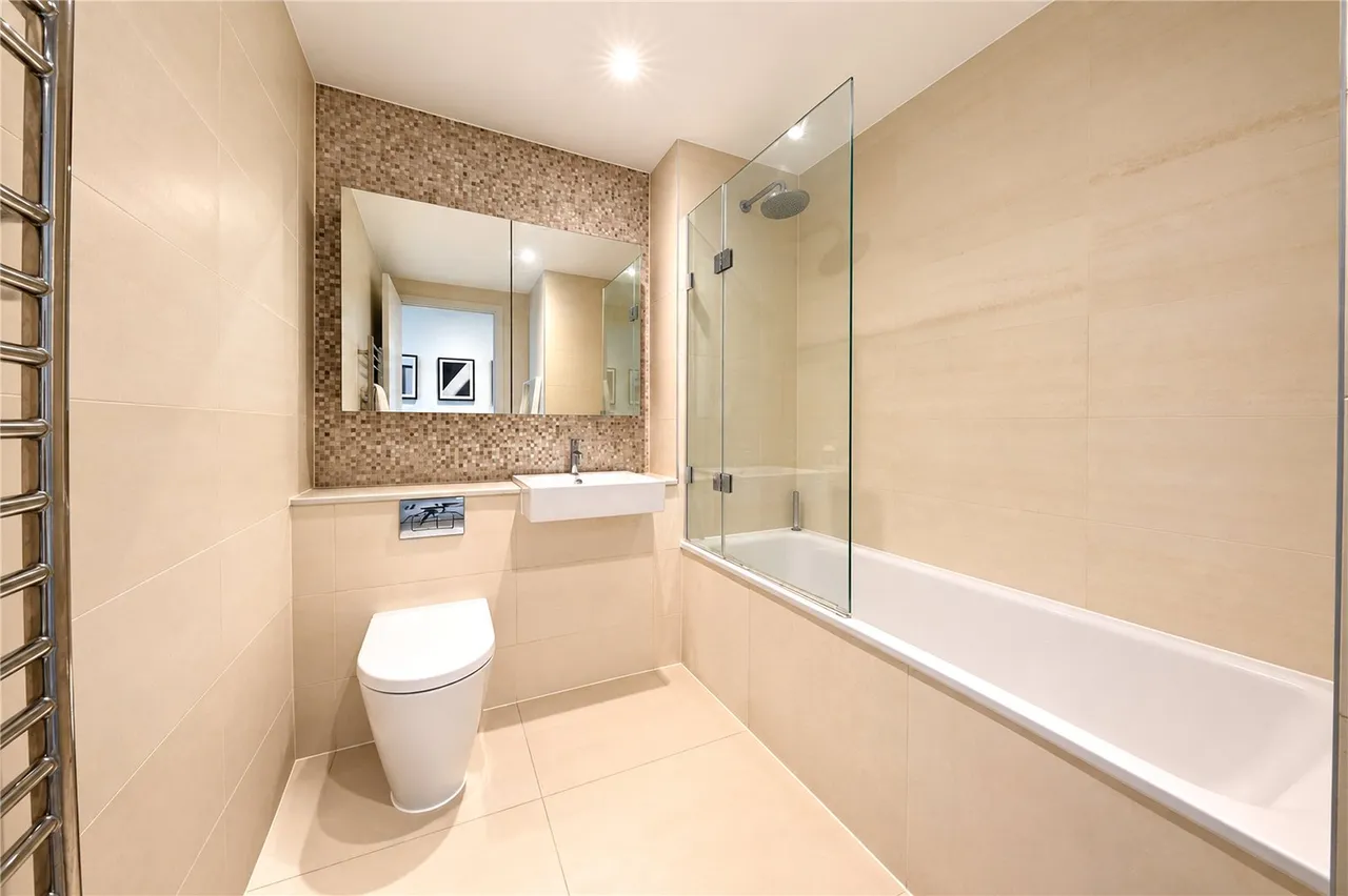 York Way, London, N7, photo 10