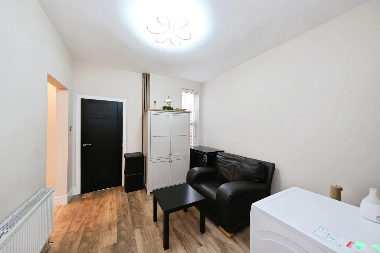 Austen Avenue, Nottingham, NG7, photo 10