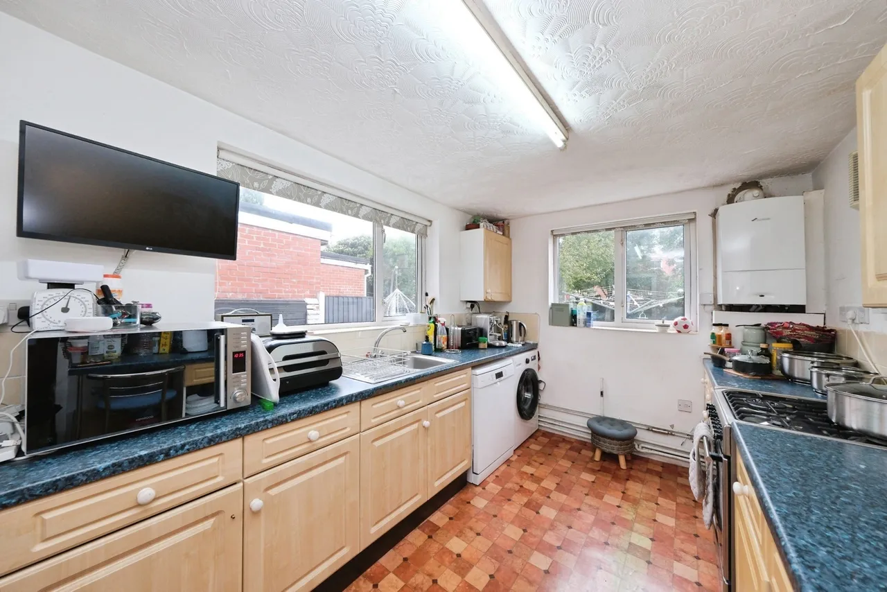 Austen Avenue, Nottingham, NG7, photo 9