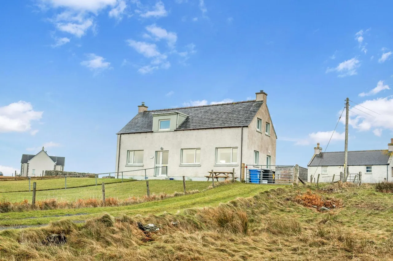 Park Cottage, Claddach Illeray, Isle of North Uist, Eilean Siar, HS6 5ES, photo 32