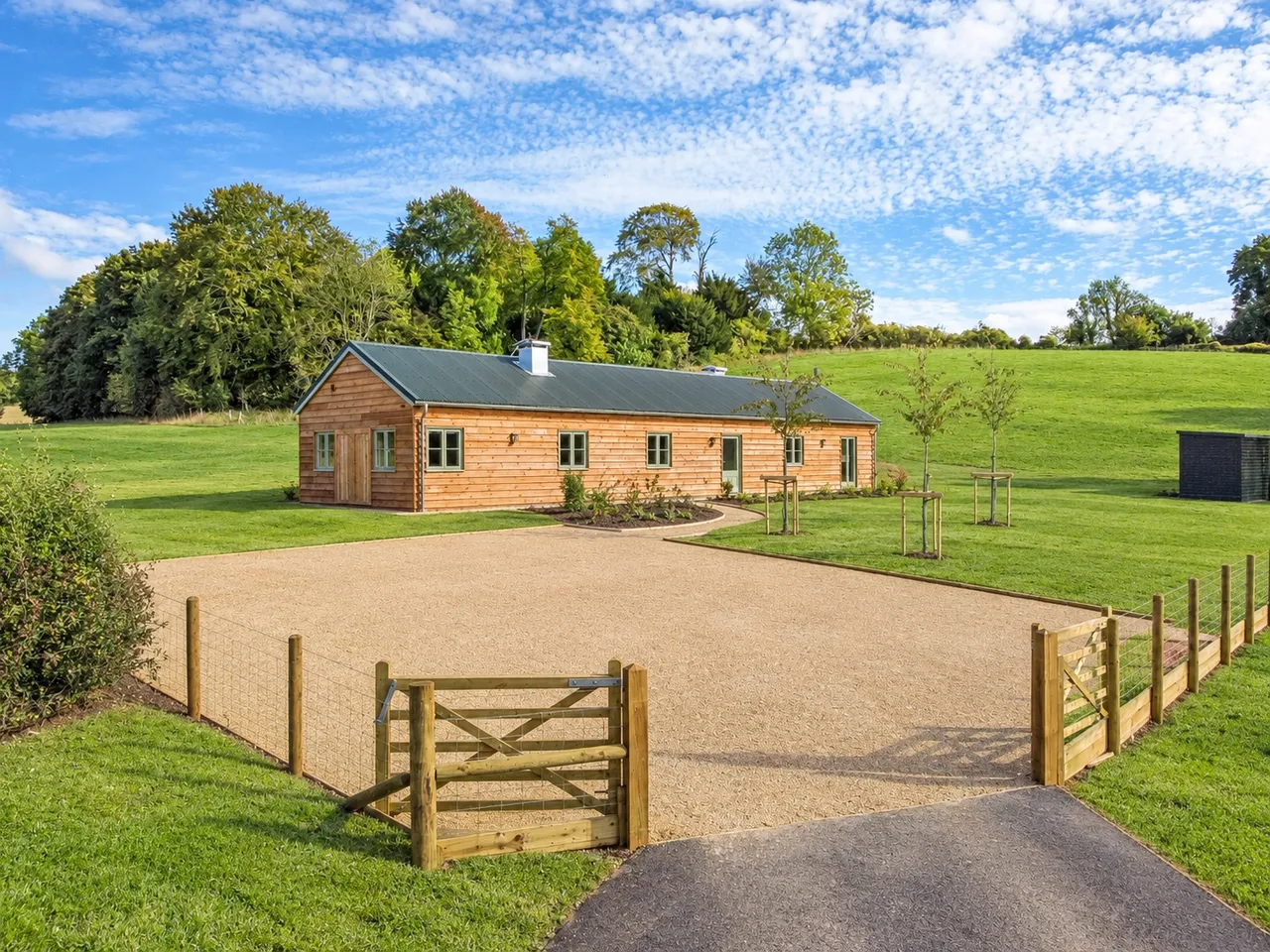 3 bed house for sale, Netton Hill Barn, Netton, SP4