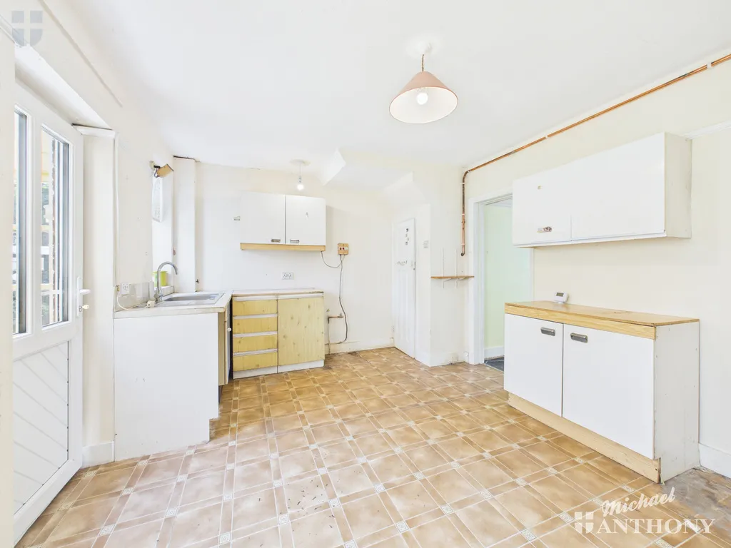 Cromwell Avenue, Aylesbury, HP19, photo 4