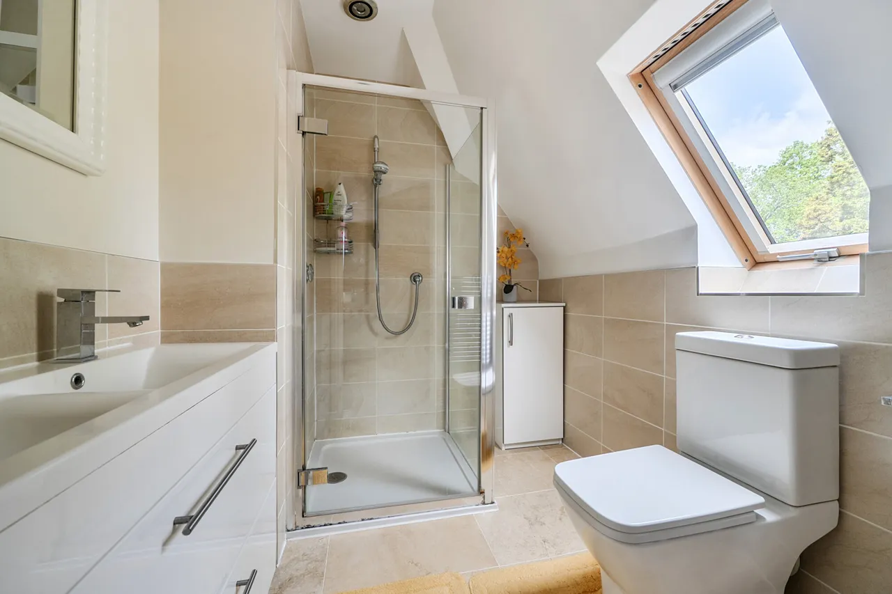 Wood Lane Close, Iver, SL0, photo 20