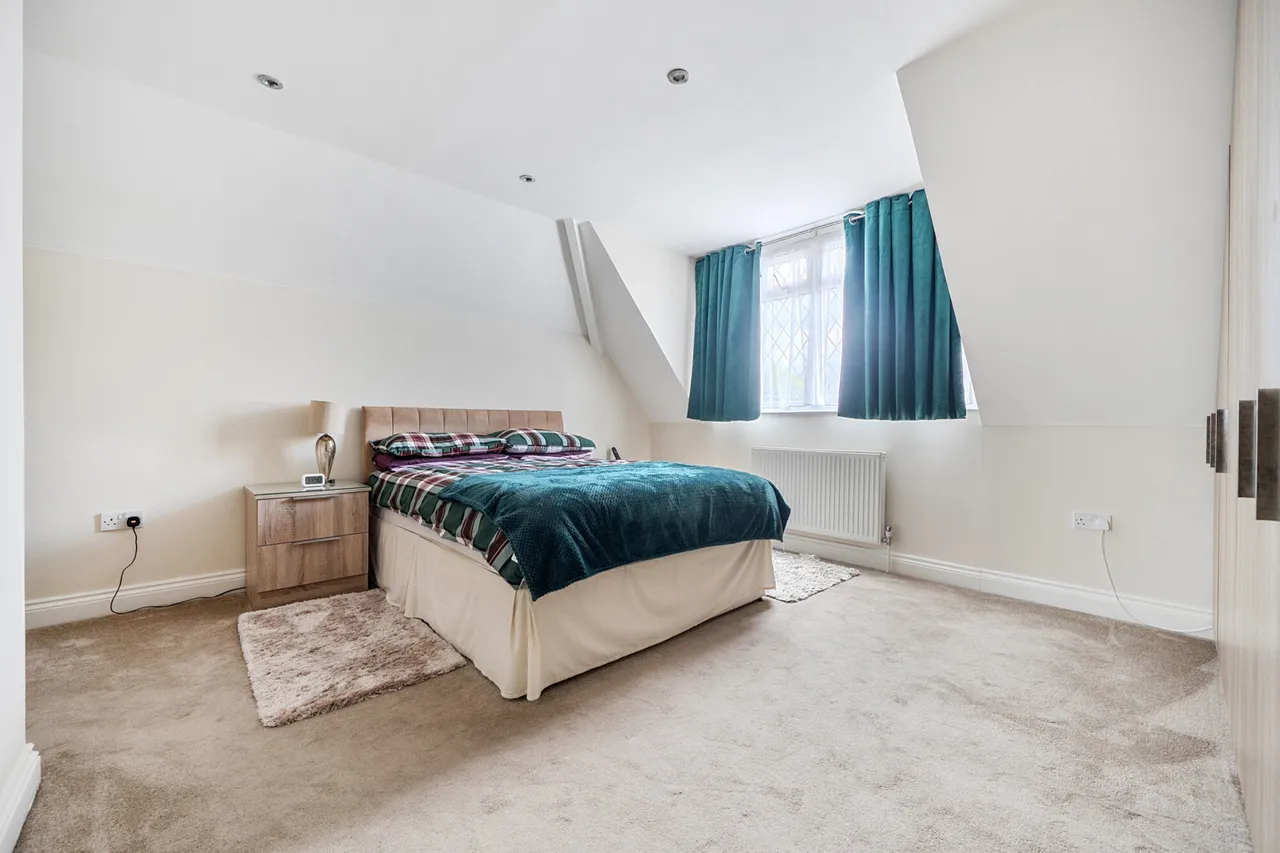 Wood Lane Close, Iver, SL0, photo 15