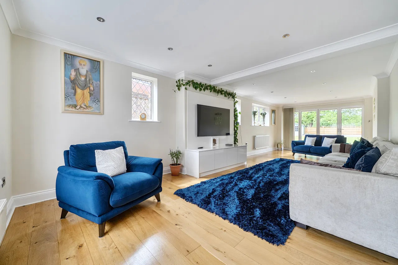 Wood Lane Close, Iver, SL0, photo 11