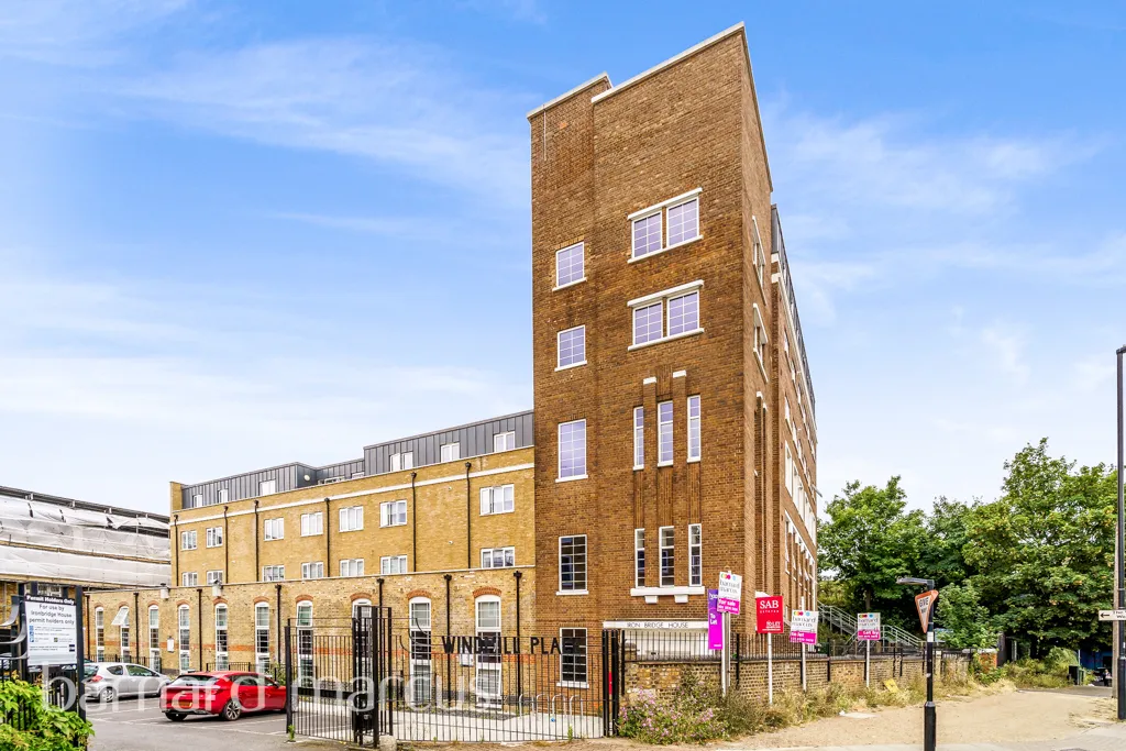 Windmill Lane, Hanwell, UB2, photo 2