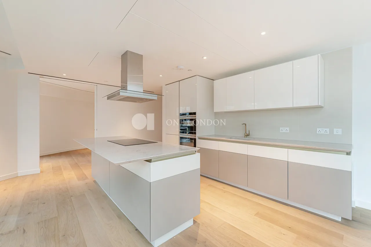 Electric Boulevard, London, SW11, photo 10