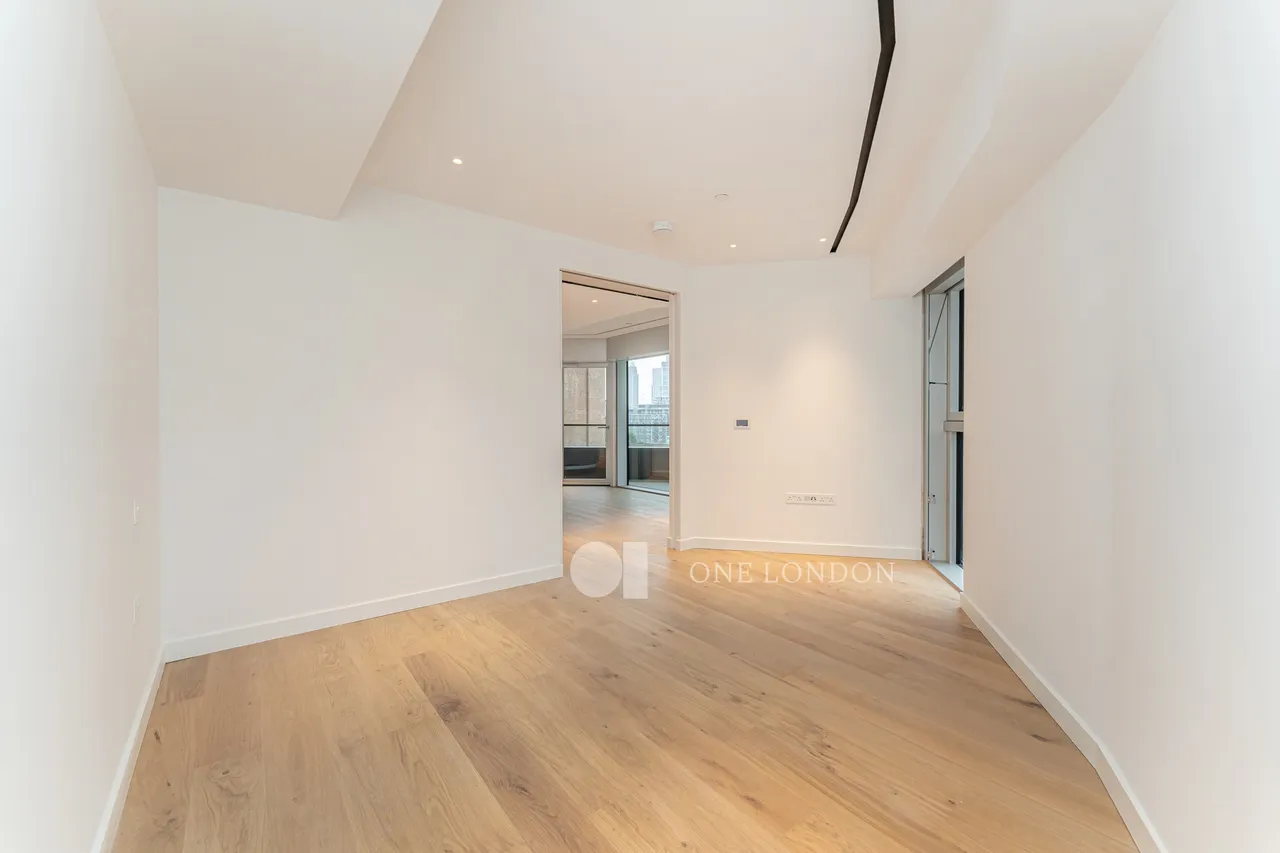 Electric Boulevard, London, SW11, photo 6