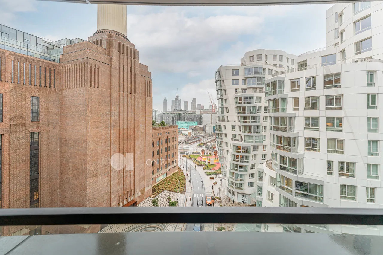 Electric Boulevard, London, SW11, photo 3