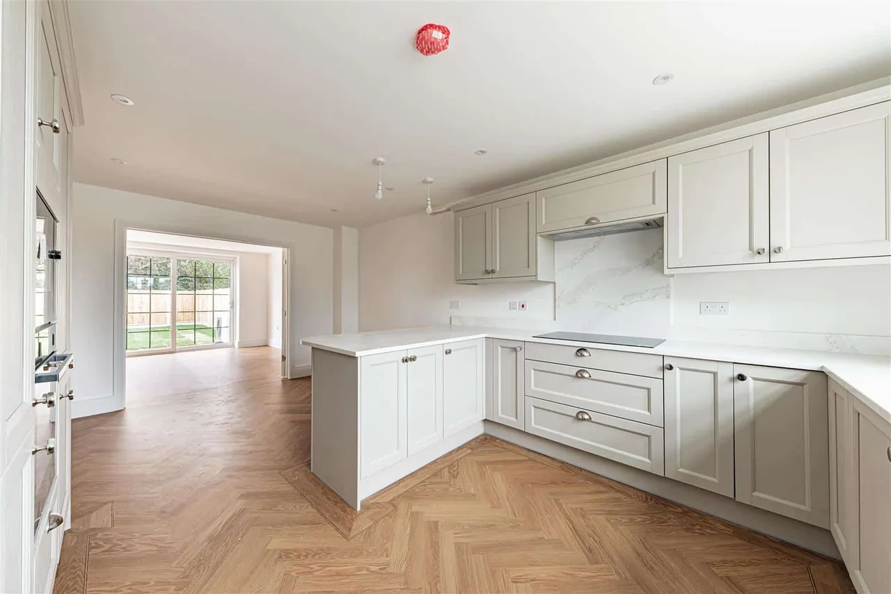 Rose Hill, Ash, Canterbury, Kent, CT3 2HJ, photo 2