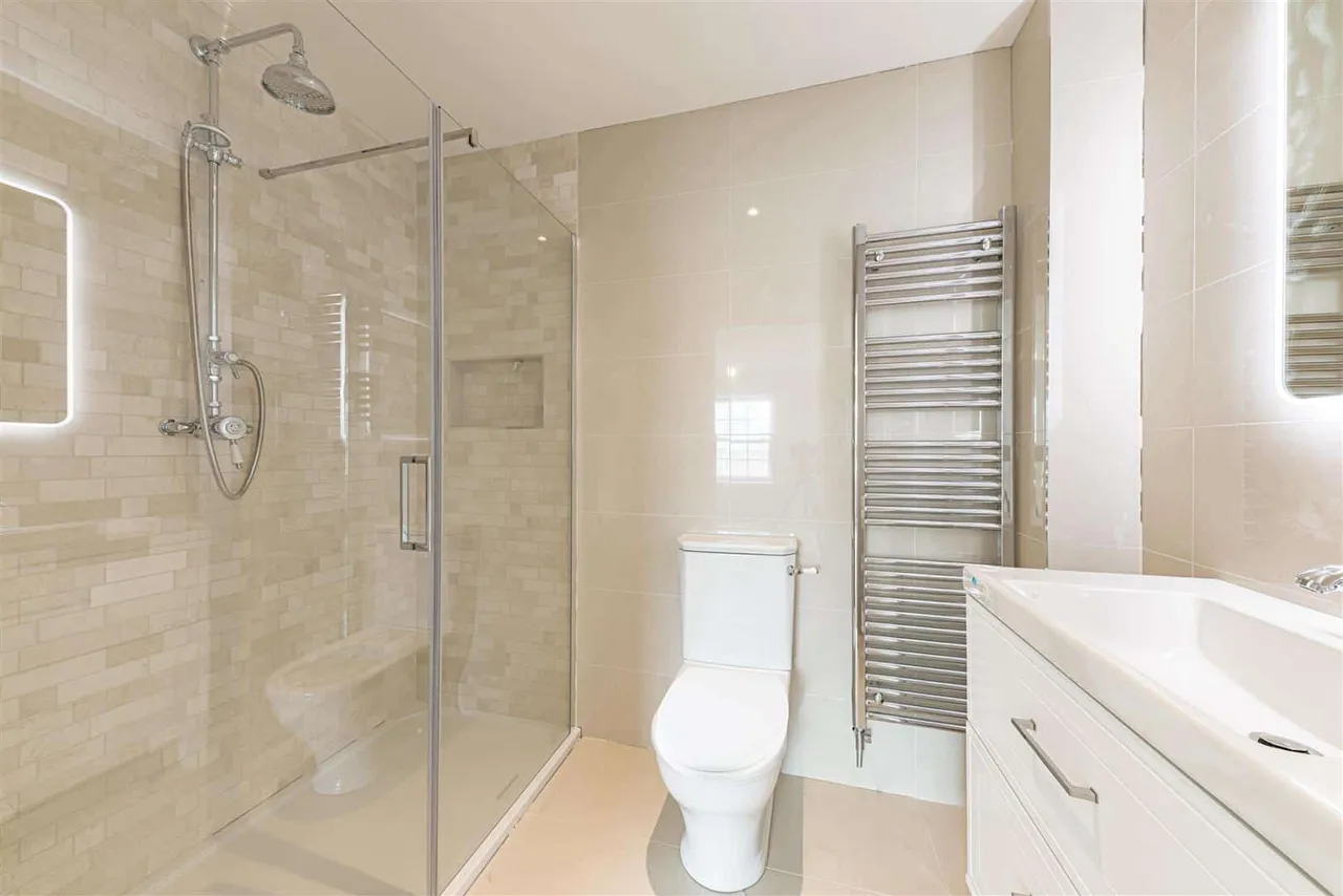 Rose Hill, Ash, Canterbury, Kent, CT3 2HJ, photo 10