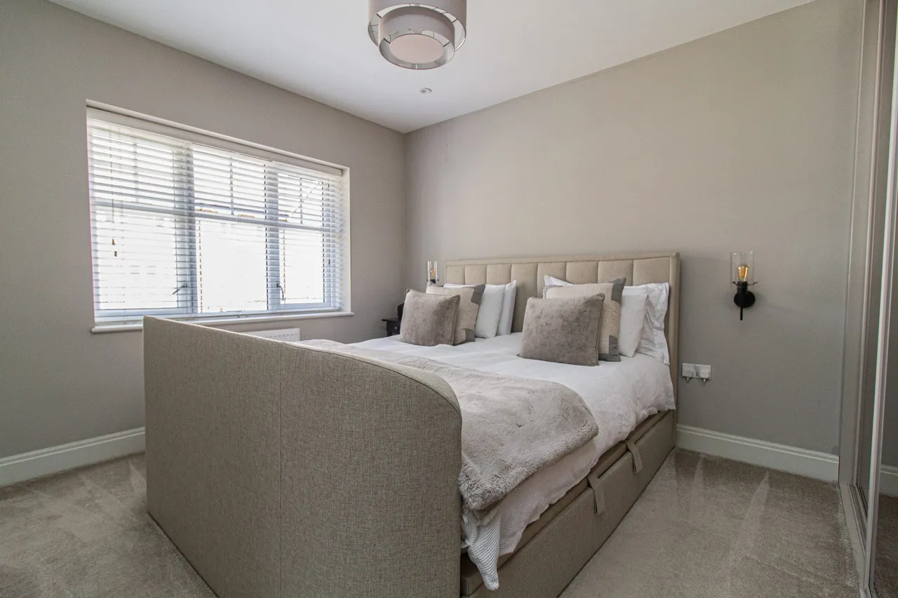 Red Cedar Avenue, Fleet, GU51 3HB, photo 12