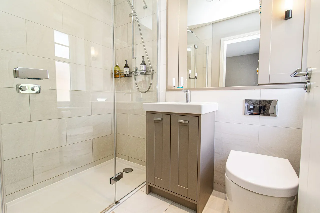 Red Cedar Avenue, Fleet, GU51 3HB, photo 13