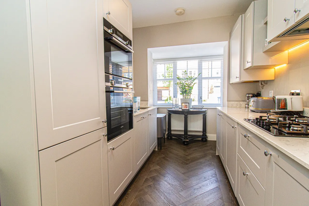Red Cedar Avenue, Fleet, GU51 3HB, photo 9