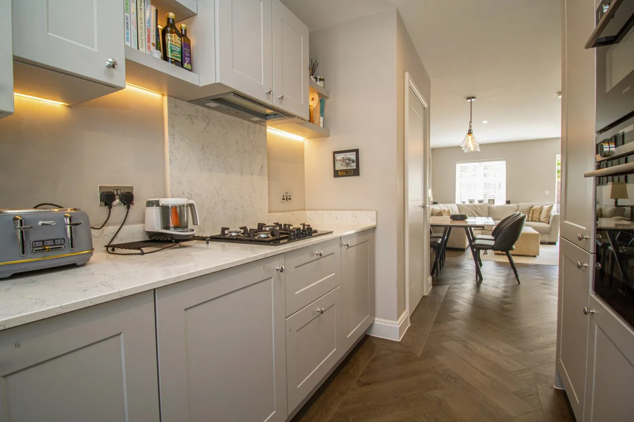 Red Cedar Avenue, Fleet, GU51 3HB, photo 10