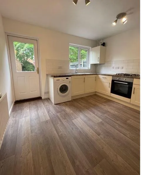 Gooch Close, Twyford, RG10, photo 3