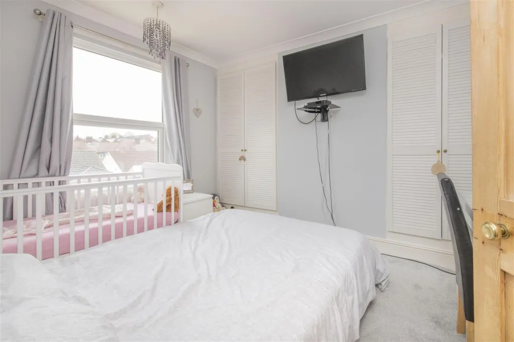 Rosebery Street, Kettering, photo 6