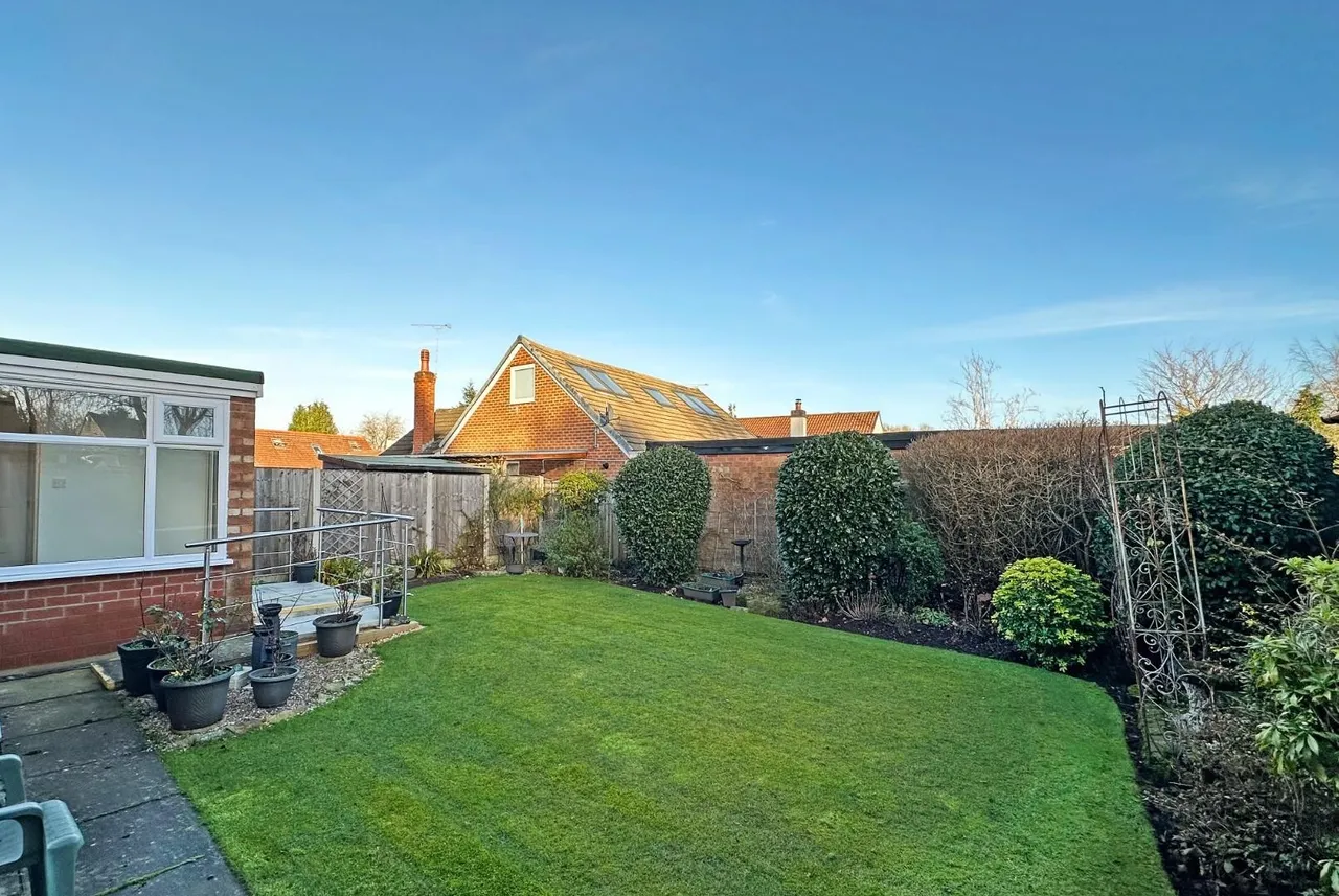 Cottrell Road, Hale Barns, Cheshire WA15 0RT, photo 24