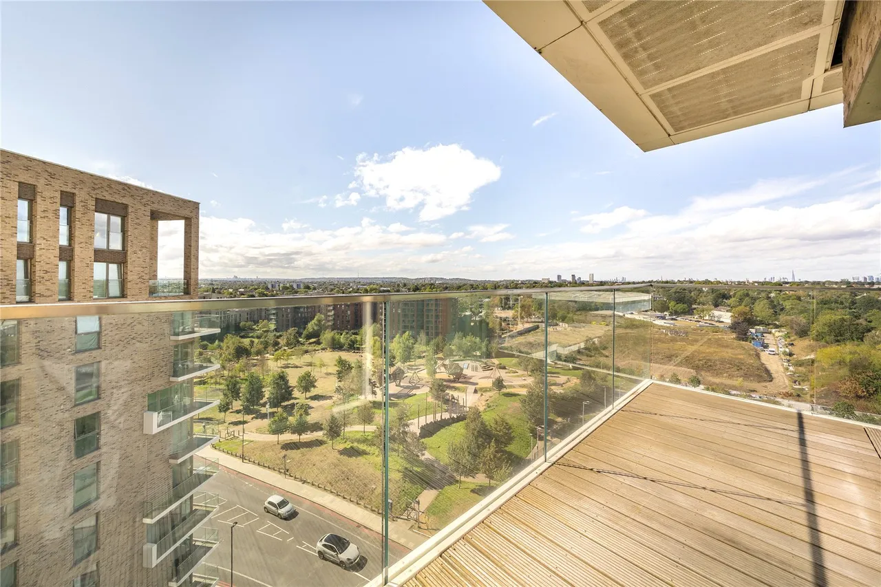 Kidbrooke Park Road, London, SE3, photo 6
